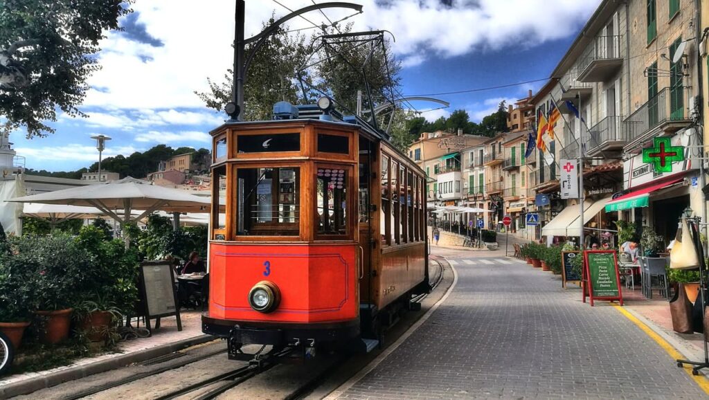 Puerto de Soller Tram Majorca