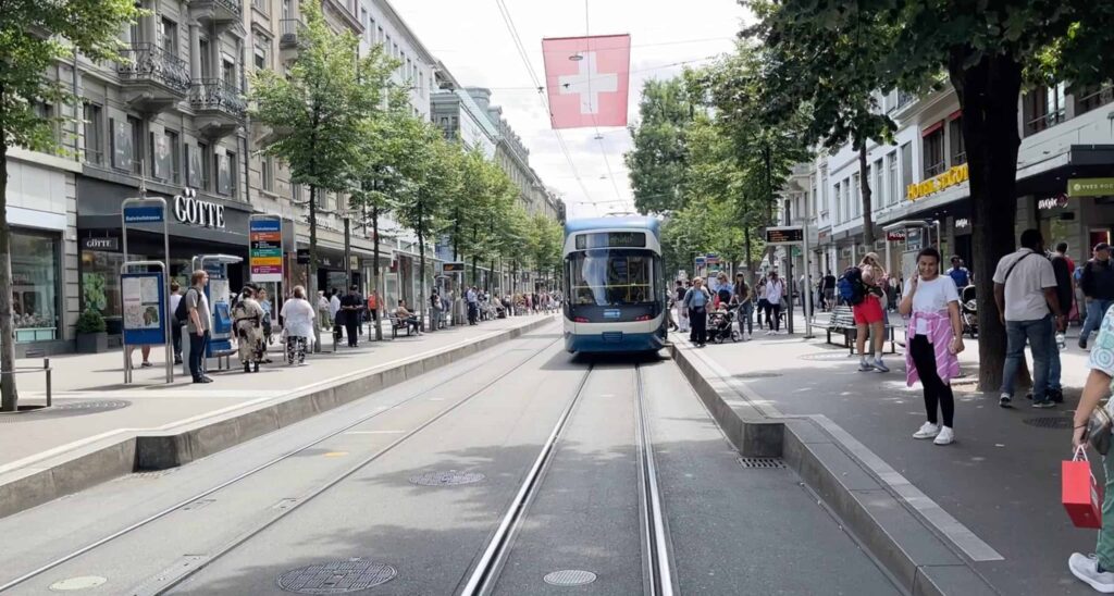 Do people speak English in Switzerland? Here in Zurich?